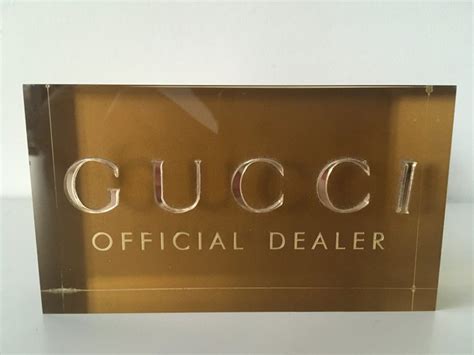 rivenditore gucci salerno